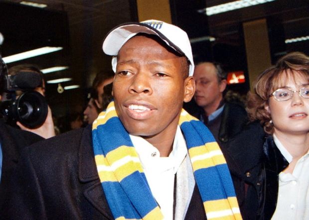 Бивши играч Парме поклања 100.000 кондома